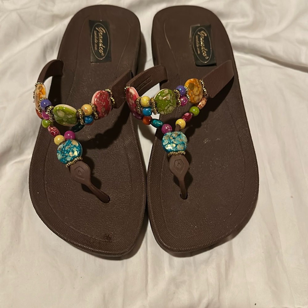 Grandco Size 9 Sandals Rainbow Beaded Thong Flip Flop Brown Foam